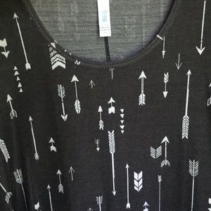 LuLaRoe perfect tee